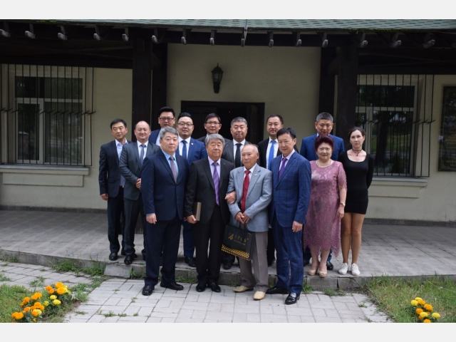 The meeting of the two presidiums. 